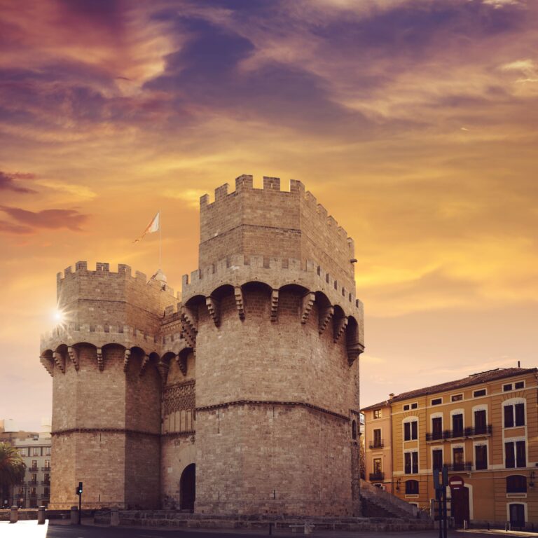 Que ver en Valencia. Torres de Serranos