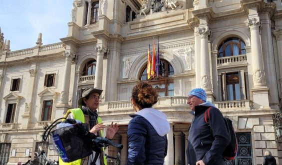 grupo-en-ayuntamiento